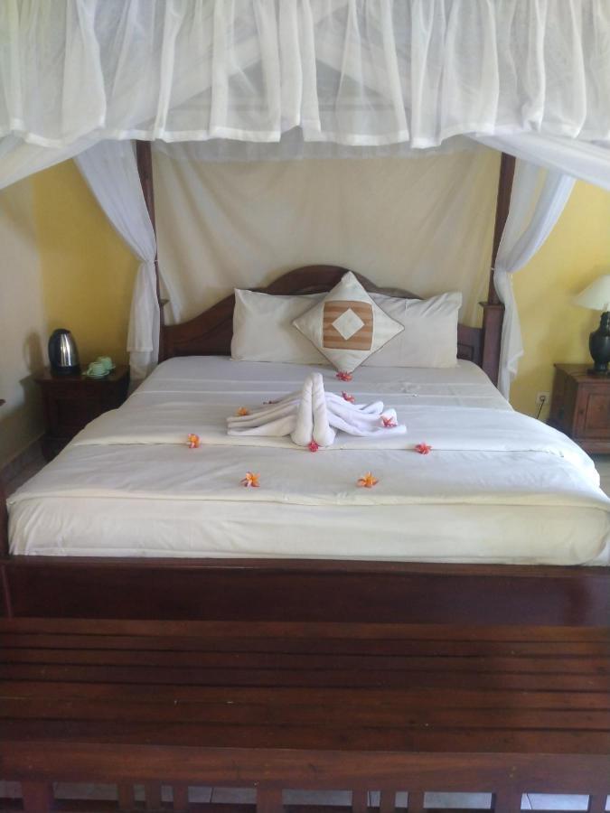 Coral Bay Bungalows Amed Exterior foto